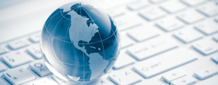 Czy warto prowadzić stronę internetową firmy?